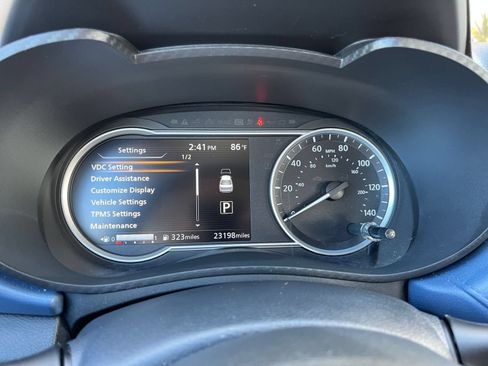 Used 2025 Nissan Versa SV FWD image 37
