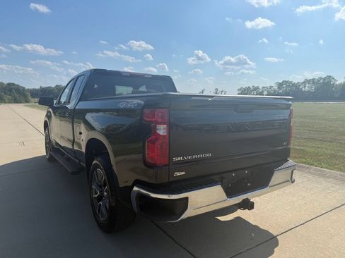 Used 2023 Chevrolet Silverado 1500 LT AWD/4WD image 8