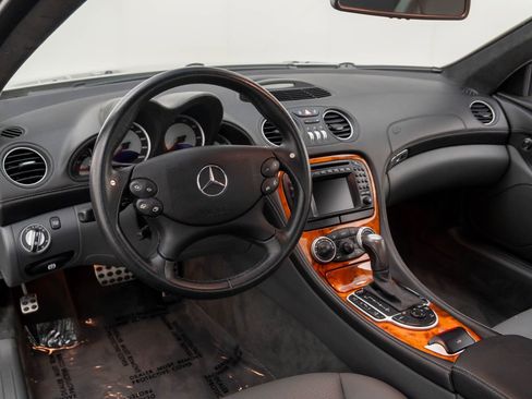 Used 2004 Mercedes-Benz SL 55 AMG image 8