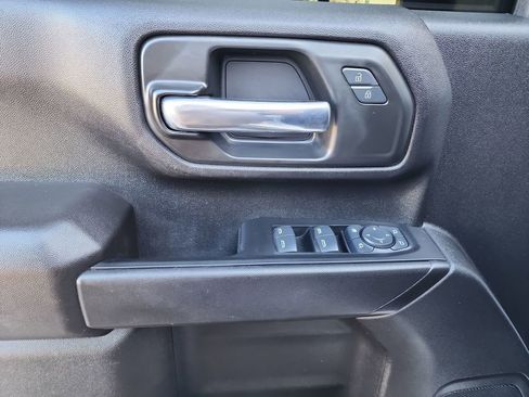 Used 2025 Chevrolet Silverado 2500 Custom w/ Custom Value Package image 13