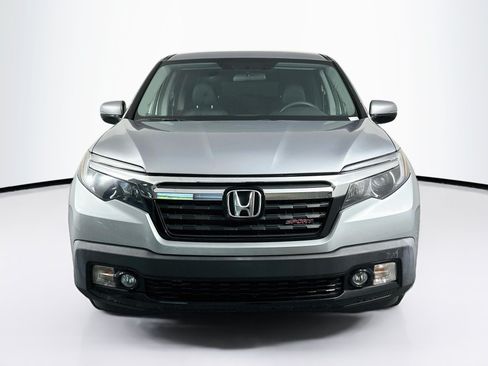 Used 2019 Honda Ridgeline Sport image 2
