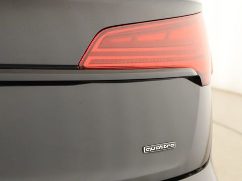 Used 2023 Audi Q5 2.0T Premium Plus w/ Premium Plus Package image 32