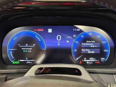 Certified 2026 Toyota Crown Signia AWD/4WD image 27