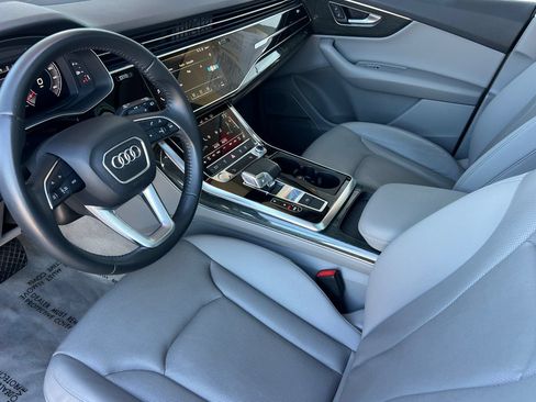 Used 2020 Audi Q7 2.0T Premium Plus w/ Premium Plus Package AWD/4WD image 11