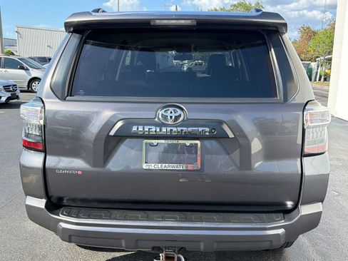 Used 2018 Toyota 4Runner TRD Off-Road Premium image 10