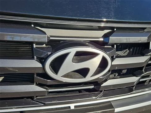 Certified 2025 Hyundai Tucson SEL image 11