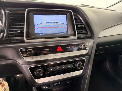 Used 2019 Hyundai Sonata SE image 15