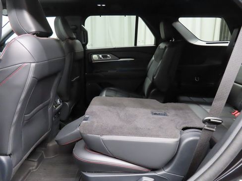 Used 2025 Ford Explorer ST image 51