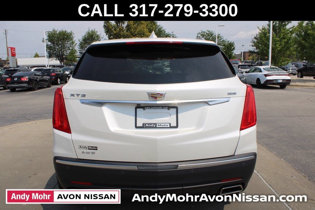 Used 2018 Cadillac XT5 Luxury w/ Driver Awareness Package AWD/4WD image 8