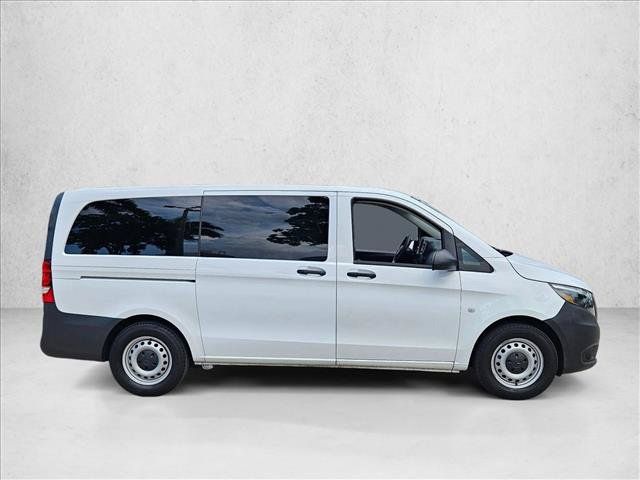 Used 2023 Mercedes-Benz Metris Passenger image 4