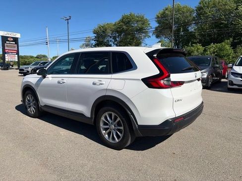 Used 2024 Honda CR-V EX-L image 5