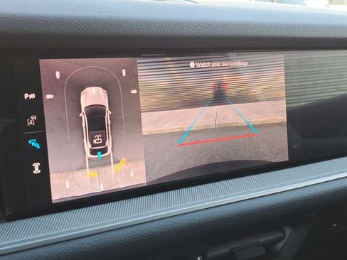 Used 2026 Porsche Cayenne Coupe image 31