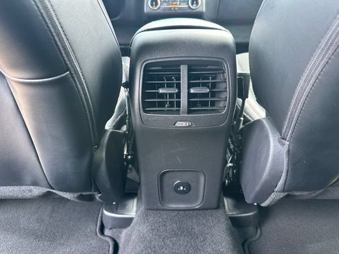 Used 2025 Ford Escape ST-Line AWD/4WD image 22