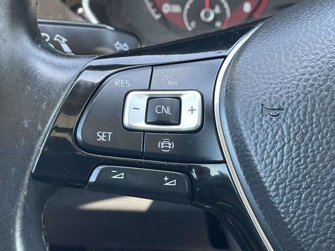 Used 2019 Volkswagen Jetta SE FWD image 24