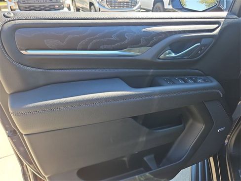 Used 2024 GMC Yukon Denali w/ Max Trailering Package image 23