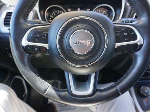 Used 2017 Jeep Compass Latitude w/ Popular Equipment Group image 16