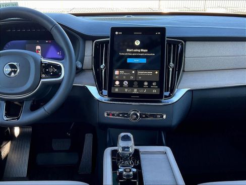 New 2026 Volvo XC90 B5 Plus w/ Protection Package image 9