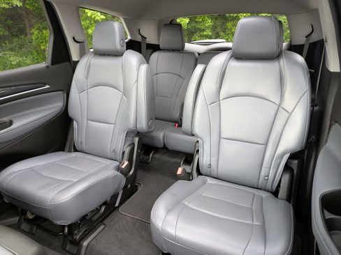 Used 2018 Buick Enclave Premium w/ Trailering Package AWD/4WD image 26