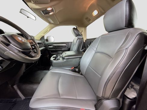 Used 2019 RAM 3500 Tradesman RWD image 22
