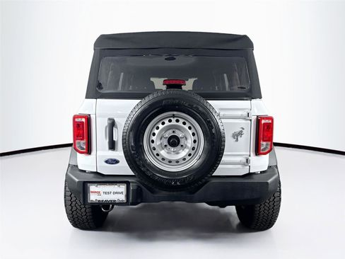 Used 2025 Ford Bronco 4-Door AWD/4WD image 10