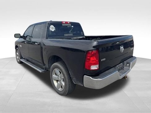 Used 2018 RAM 1500 Classic SLT w/ Luxury Group AWD/4WD image 8