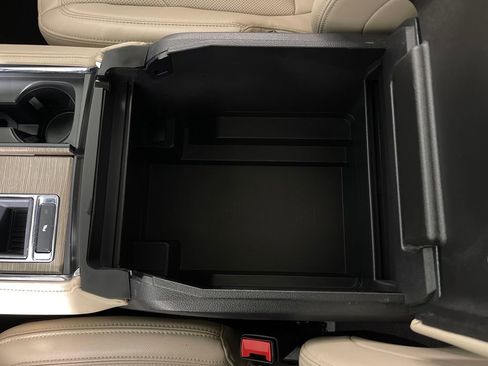 Used 2024 Ford Expedition Max Limited image 26