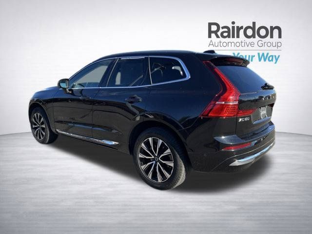 Used 2023 Volvo XC60 B5 Plus AWD/4WD image 5