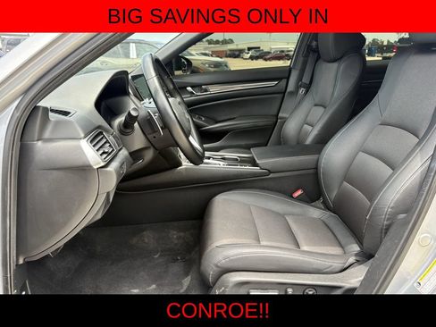 Used 2019 Honda Accord Sport image 12