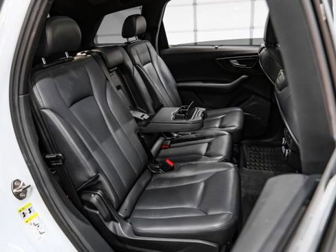 Used 2019 Audi Q7 3.0T Premium Plus w/ Premium Plus Package image 47