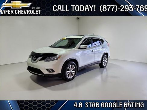 Used 2016 Nissan Rogue SV image 1