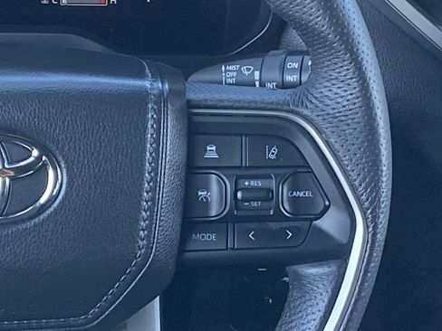 Certified 2025 Toyota Sequoia SR5 AWD/4WD image 19