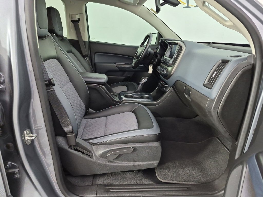 Used 2022 Chevrolet Colorado Z71 RWD image 33