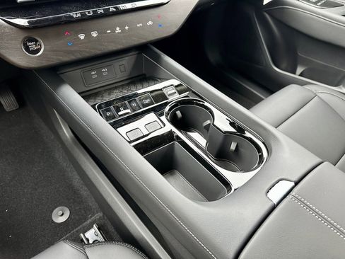 Used 2025 Nissan Murano SL image 34