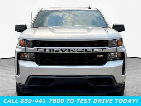 Used 2022 Chevrolet Silverado 1500 Custom AWD/4WD image 2