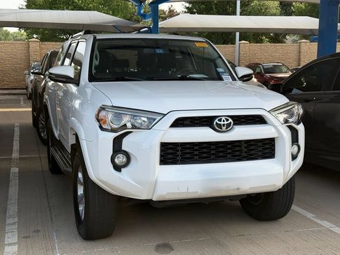 Used 2019 Toyota 4Runner SR5 Premium RWD image 3