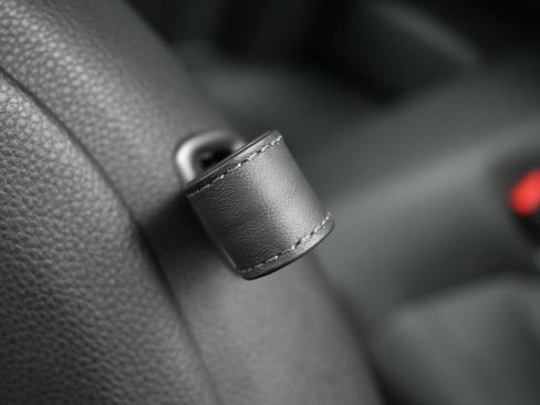 Certified 2021 Porsche 911 Carrera image 18