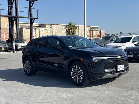 Used 2024 Chevrolet Blazer EV LT AWD/4WD image 3