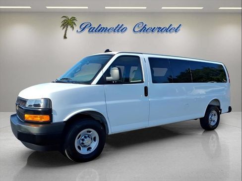 Certified 2025 Chevrolet Express 3500 LS RWD image 4
