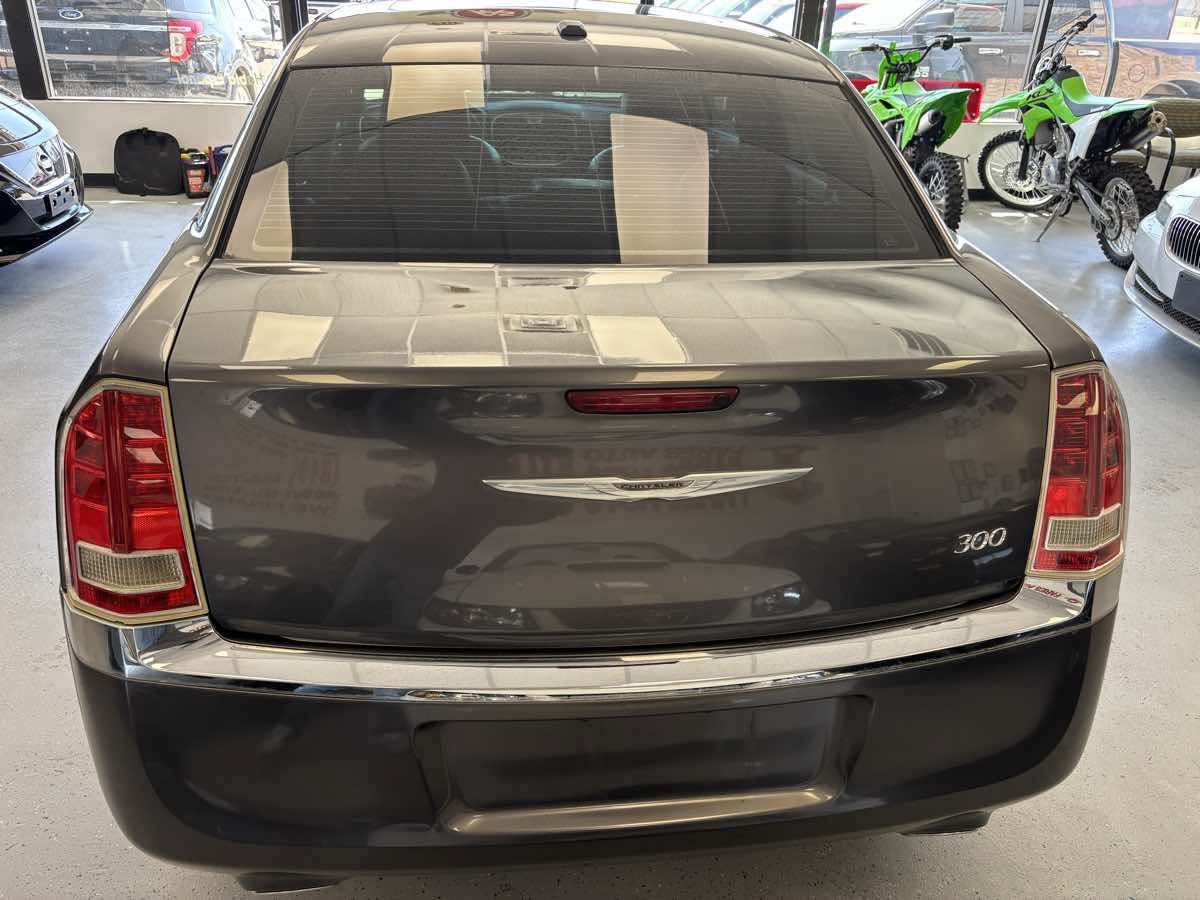 Used 2013 Chrysler 300 w/ Beats Audio Group RWD image 11