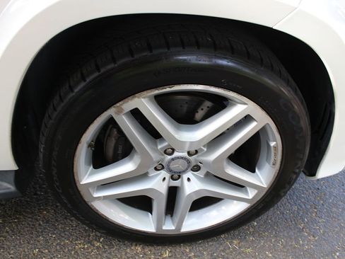 Used 2015 Mercedes-Benz GL 550 4MATIC image 63