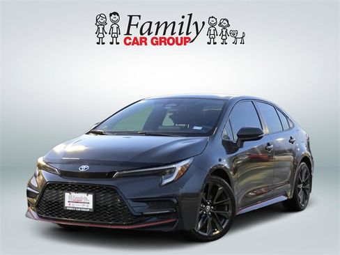 Used 2023 Toyota Corolla SE image 1