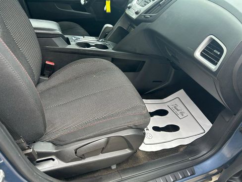 Used 2011 Chevrolet Equinox LT w/ Driver Convenience Package FWD image 12