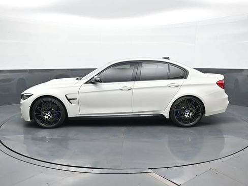 Used 2018 BMW M3 RWD image 2