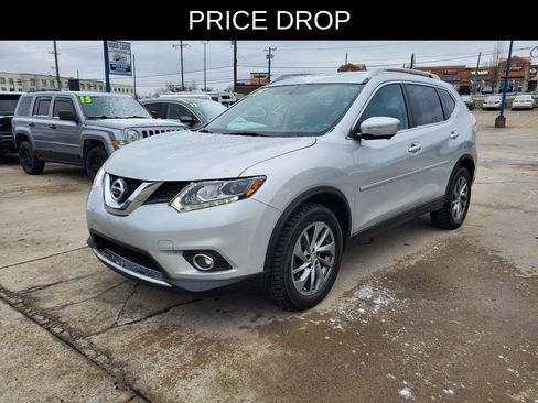 Used 2015 Nissan Rogue SL w/ SL Premium Package image 2