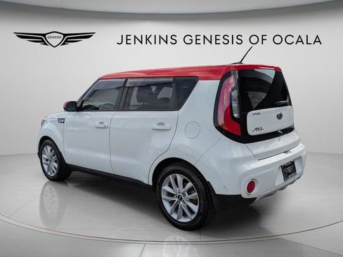 Used 2018 Kia Soul + FWD image 5