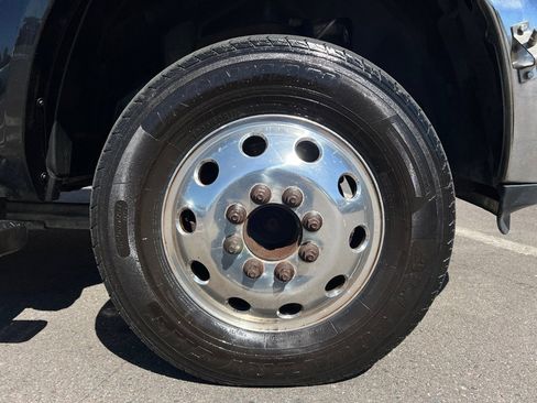 Used 2018 RAM 3500 Laramie Longhorn w/ Max Tow Package image 13