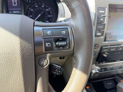 Used 2017 Lexus GX 460 Premium AWD/4WD image 23