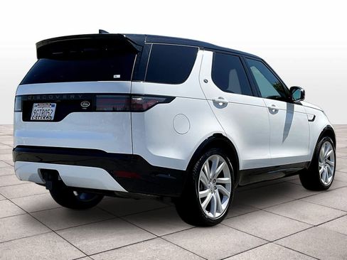 Used 2023 Land Rover Discovery HSE R-Dynamic AWD/4WD image 13