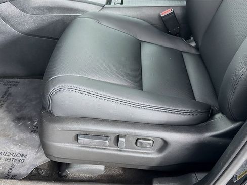 Used 2022 Honda Pilot Sport image 24