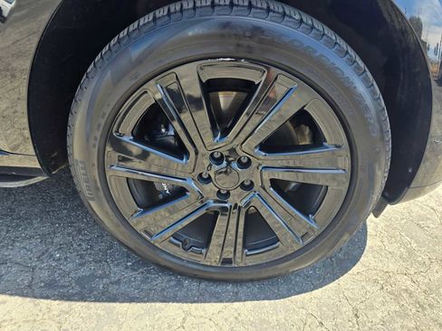 Used 2023 Land Rover Range Rover SE image 9